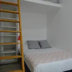 Practical Lodging Near Le Louvre