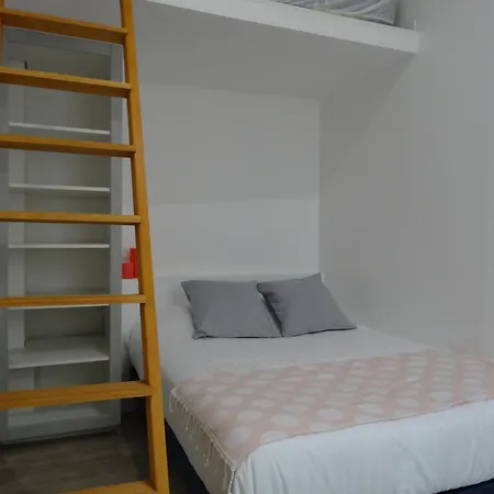 Apartment Practical Near Le Louvre