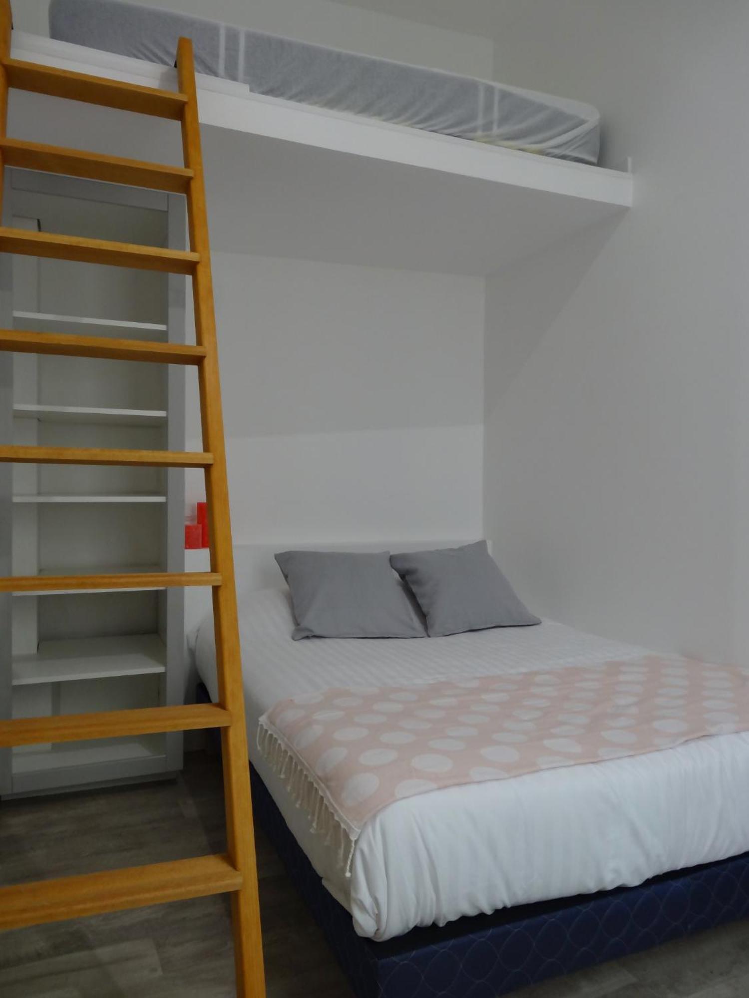 Apartment Practical Near Le Louvre